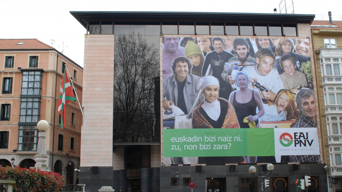 EAJk Bizkaiko parkartarik handiena jarri berri du bere Bilboko egoitzan