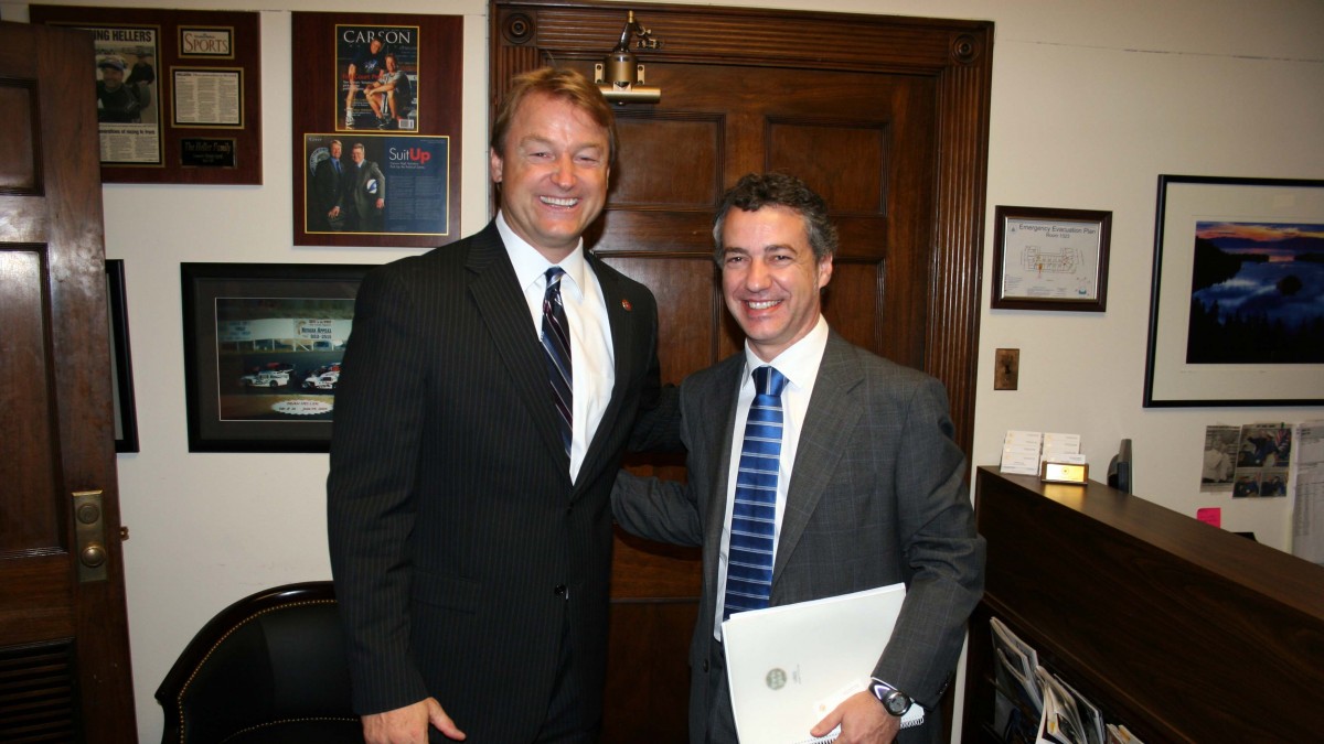 Iñigo Urkullu Washington-en Dean Heller Kongresistarekin