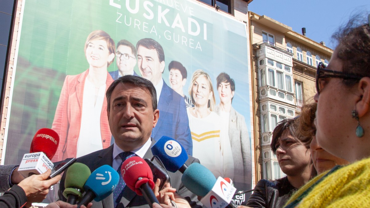 ‘Nos mueve Euskadi. Zurea, gurea‘, lema de EAJ-PNV para las Elecciones Generales