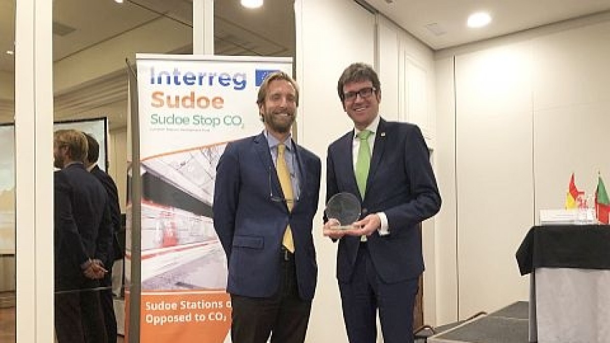 El alcalde recoge el premio europeo a la eficiencia energética de la estación de autobuses de Vitoria-Gasteiz 