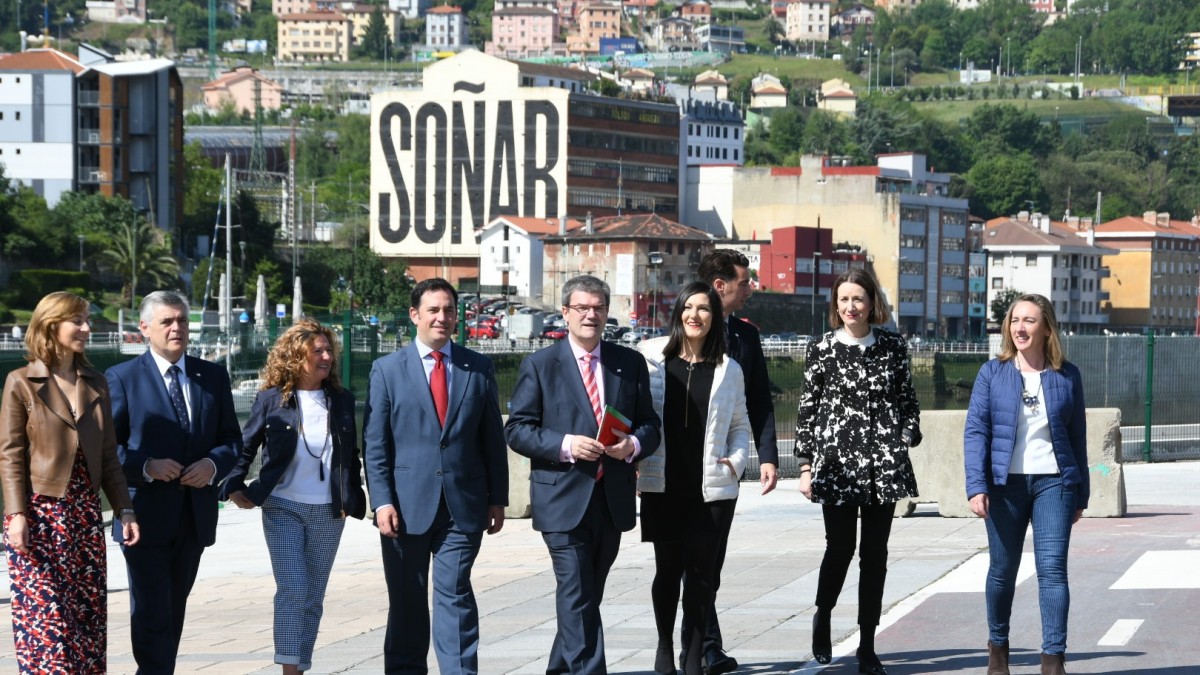 Aburto pone en marcha el “Bilbao del futuro” con proyectos y acciones para las personas jóvenes