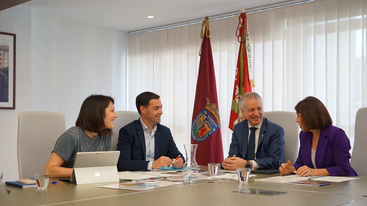 Imanol Pradales: “Tomo el testigo del Lehendakari Urkullu para lograr la Macrorregión Atlántica europea”