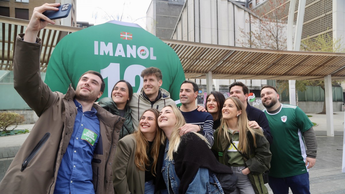 Imanol Pradales: “Vamos a facilitar que más jóvenes tengan acceso a una vivienda”