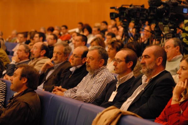 Asamblea Nacional Informativa de EAJ-PNV en el Palacio Euskalduna de Bilbao