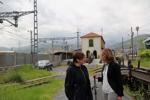 Isabel Sánchez Robles y Amaia del Campo presentan 4 iniciativas en Barakaldo