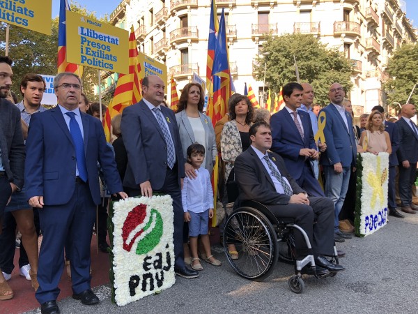 Andoni Ortuzar y Joseba Aurrekoetxea participan como delegación de EAJ PNV en la Diada 2018