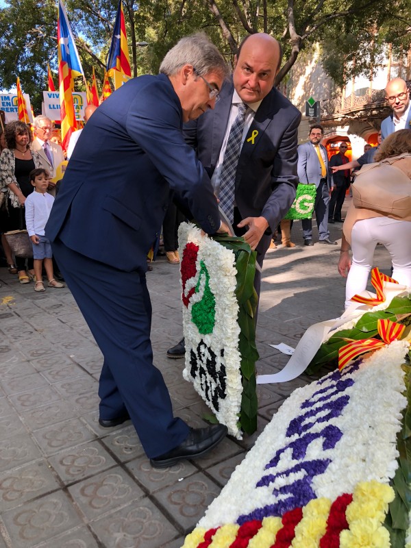 Andoni Ortuzar y Joseba Aurrekoetxea participan como delegación de EAJ PNV en la Diada 2018