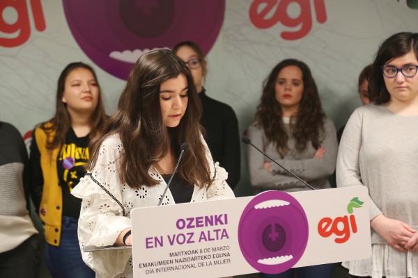 Martxoaren 8aren aldeko EGIren manifestuaren irakurketa - 2019