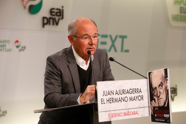 Andoni Ortuzar y Eugenio Ibarzabal - Presentación del libro: 