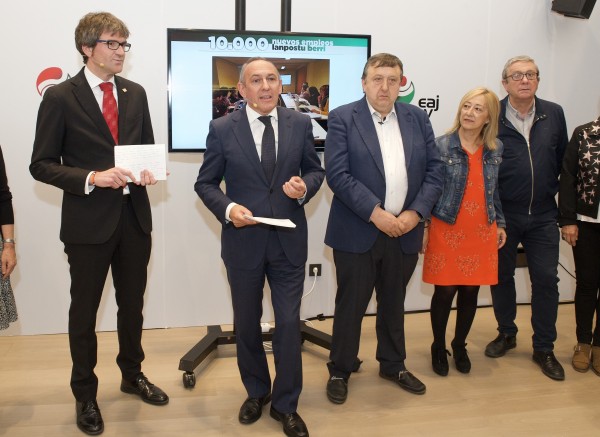 10 proyectos para Araba, 10 proyectos para Vitoria-Gasteiz. José Antonio Suso, Gorka Urtaran, Ramiro González 