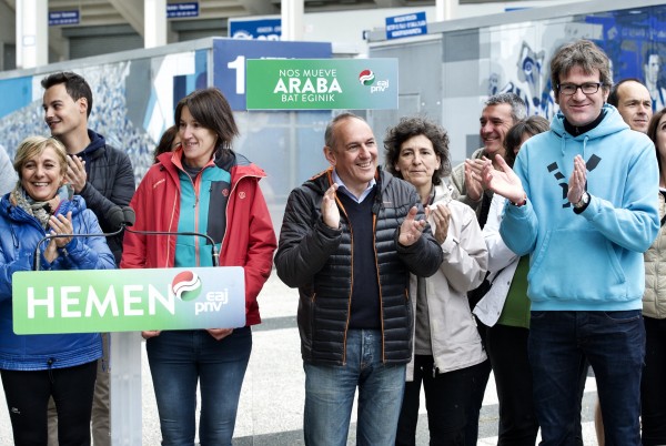 Gasteiz distrito deportivo. Gorka Urtaran, Ramiro González