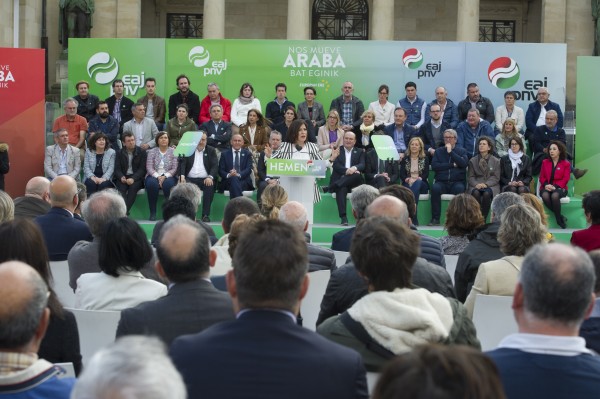 Mitin Vitoria-Gasteiz. Gorka Urtaran, Ramiro González, Izaskun Bilbao, Iñigo Urkullu, Andoni Ortuzar