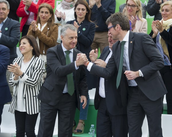 Mitina Vitoria-Gasteiz. Gorka Urtaran, Ramiro González, Izaskun Bilbao, Iñigo Urkullu, Andoni Ortuzar