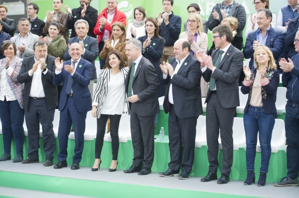 Mitin Vitoria-Gasteiz. Gorka Urtaran, Ramiro González, Izaskun Bilbao, Iñigo Urkullu, Andoni Ortuzar