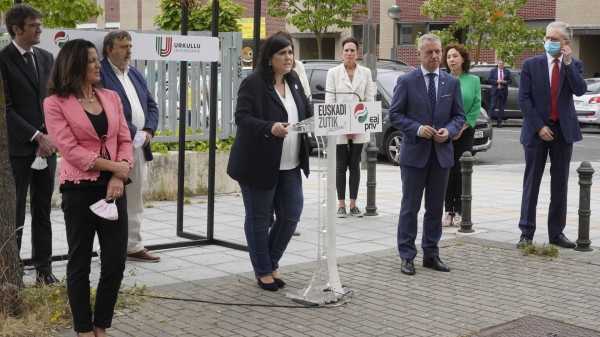 Haurtzaro eta Gazteriari buruzko ekitaldia. Iñigo Urkullu, Jone Berriozabal