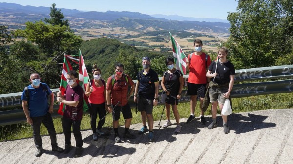 Subida a Zaldiaran, Ernio y Serantes. Iñigo Urkullu, Bakartxo Tejeria, Leixuri Arrizabalaga