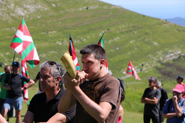 Zaldiaran, Ernio eta Serantesera igoera. Iñigo Urkullu, Bakartxo Tejeria, Leixuri Arrizabalaga