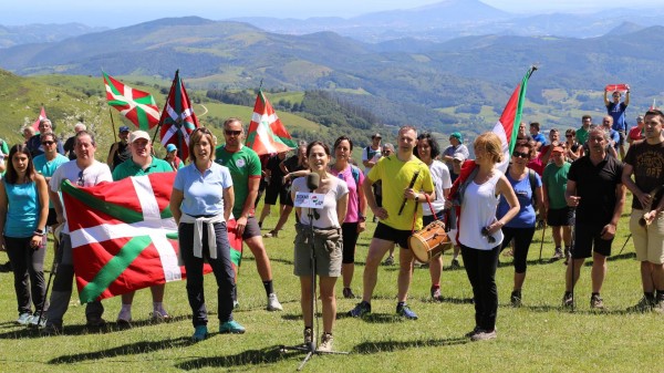 Subida a Zaldiaran, Ernio y Serantes Iñigo Urkullu, Bakartxo Tejeria, Leixuri Arrizabalaga