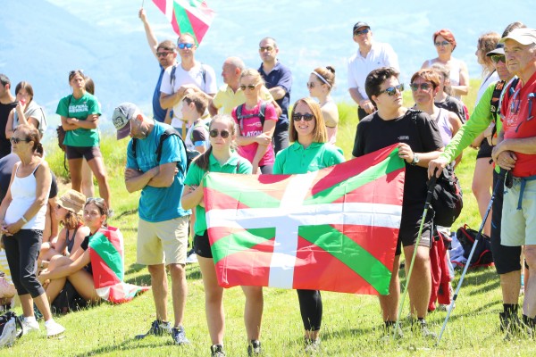 Zaldiaran, Ernio eta Serantesera igoera. Iñigo Urkullu, Bakartxo Tejeria, Leixuri Arrizabalaga