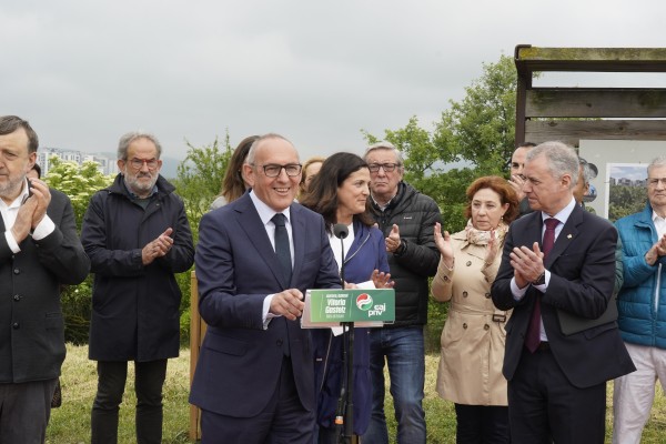 28-M Ciudad verde de la industria Artolazabal, González, Suso, Tapia, Urkullu