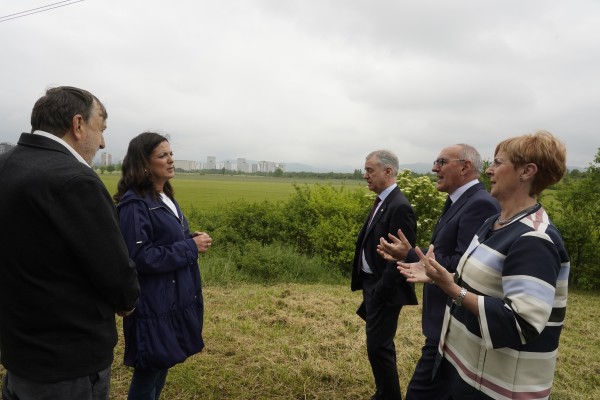 28-M Ciudad verde de la industria Artolazabal, González, Suso, Tapia, Urkullu