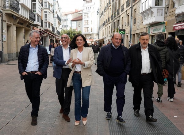 28-M Mitin Gasteiz - Artolazabal, González, Urkullu, Ortuzar