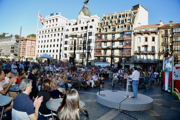 J-23 Mitin Festa Euskal Ahotsa Gira - Bilbao Aitor Esteban, Andoni Ortuzar