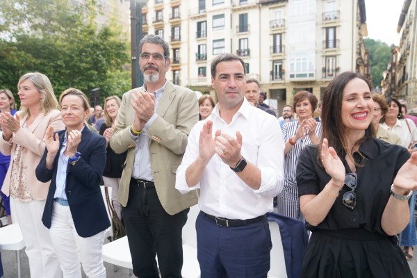 9-J Mitin Donostia - Oihane Agirregoitia, Aitana Agirre, Iñigo Urkullu, Andoni Ortuzar