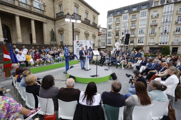 9-J Mitin Plaza de la Provincia - Vitoria Gasteiz